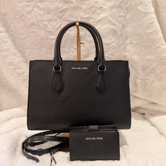 Michael Kors Handbags - Michael Kors Black Saffiano Leather Satchel bag & Wallet Set Crossbody Strap